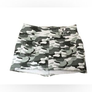 Hollister NWT Y2K camo mini skirt zip back size large
